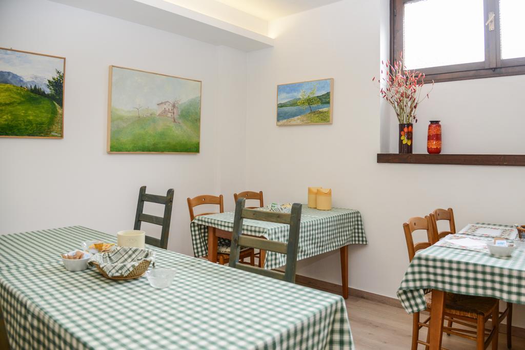 Residence Franca B&B Arco Zewnętrze zdjęcie