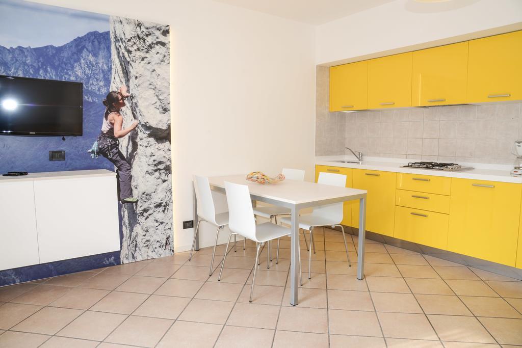 Residence Franca B&B Arco Zewnętrze zdjęcie