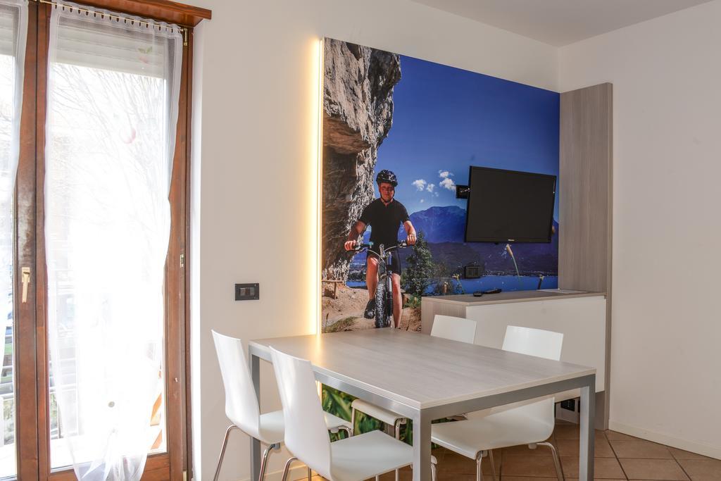 Residence Franca B&B Arco Zewnętrze zdjęcie