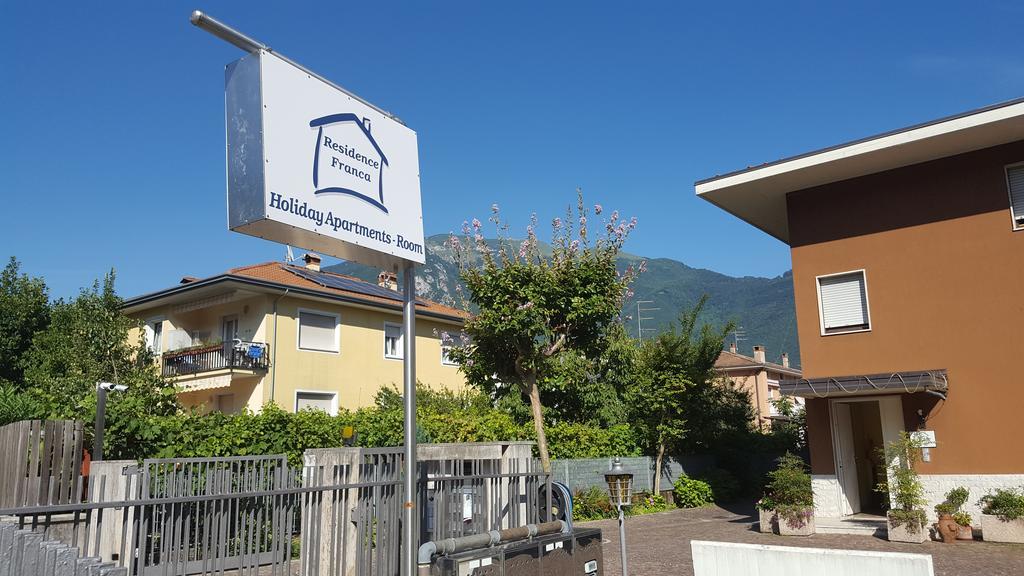 Residence Franca B&B Arco Zewnętrze zdjęcie