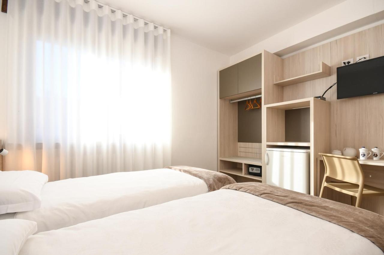 Residence Franca B&B Arco Zewnętrze zdjęcie